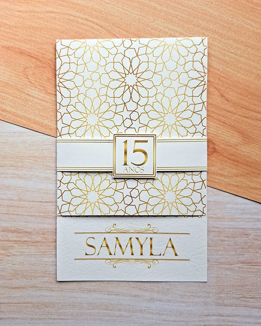 convite-15-anos-vertical-dourado.webp